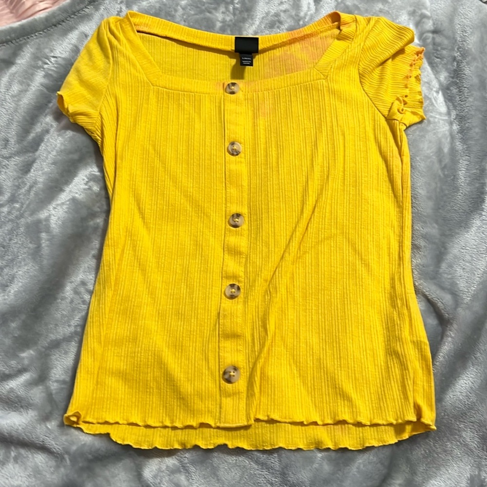 Girls yellow shirt